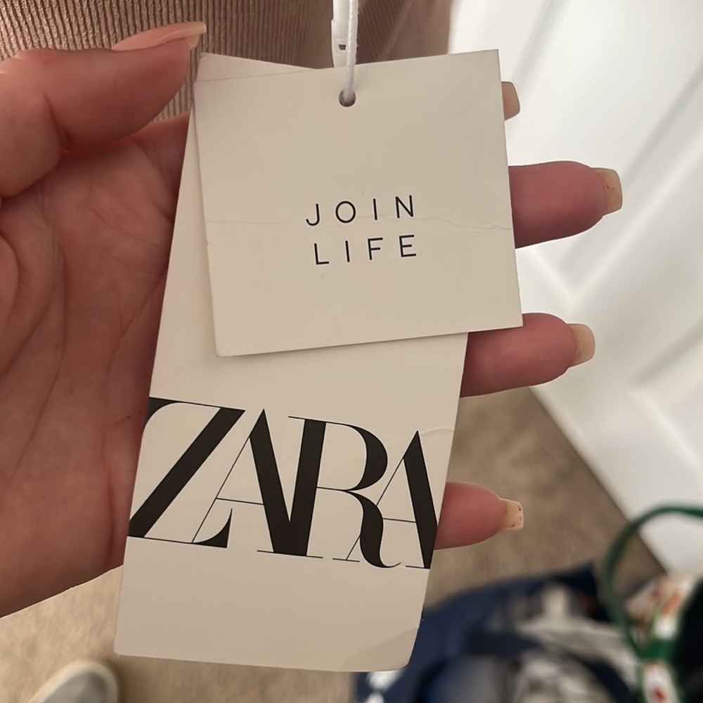 Zara Ribbed Knit Tank - Picture 10 of 10